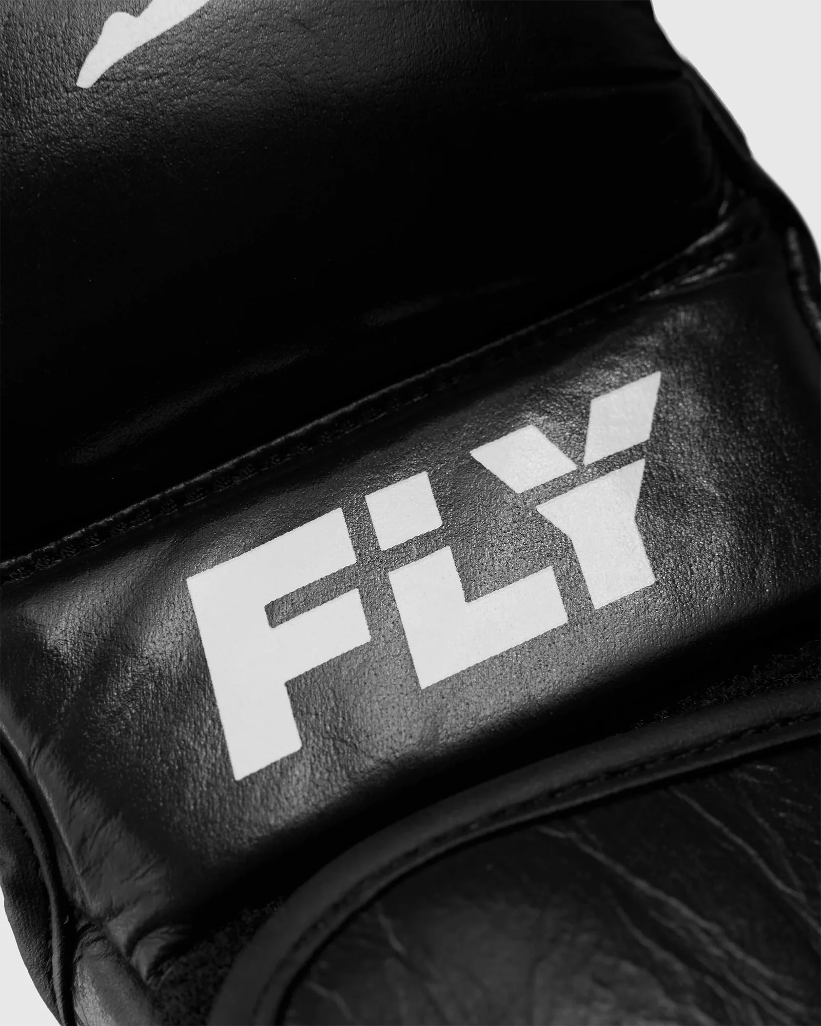 Shadow M 2.0 MMA Gloves - Image 5