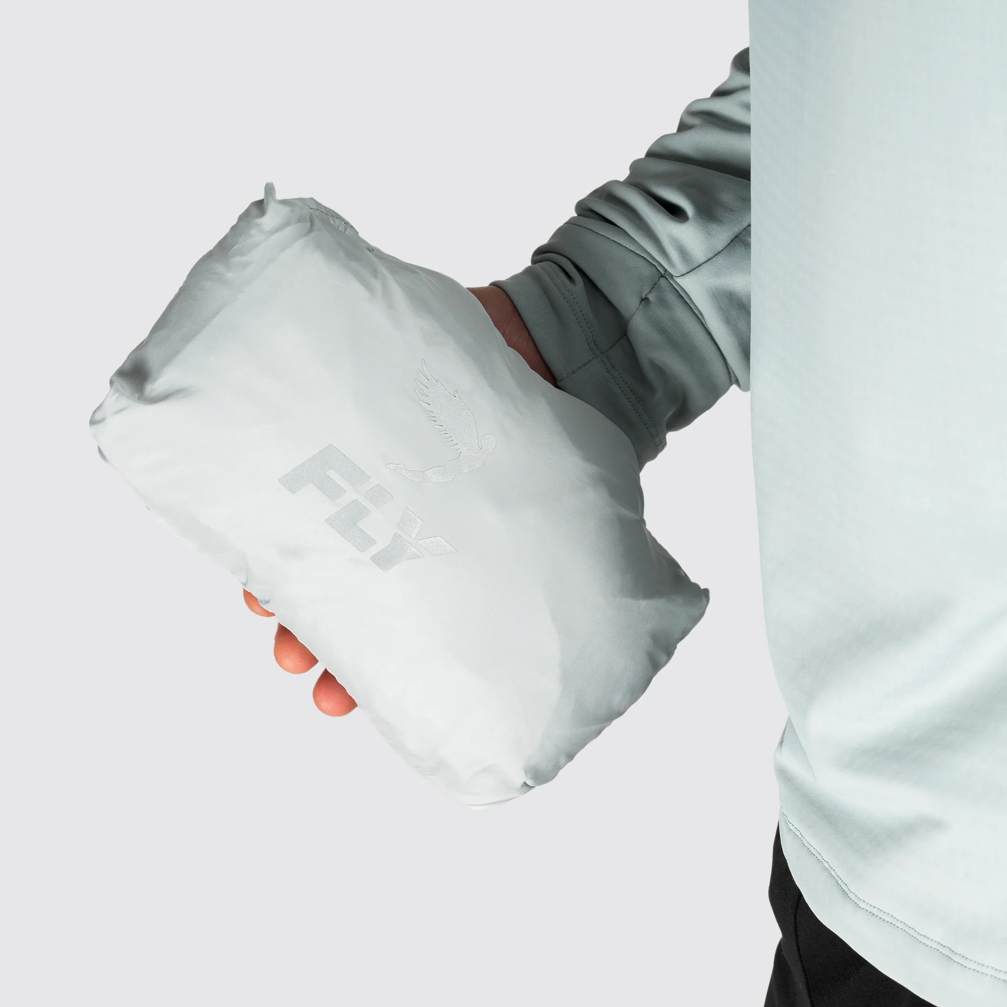 Hybrid Gilet - Image 11