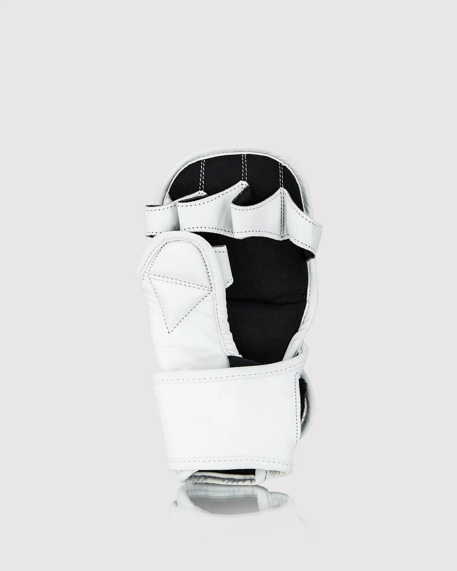Shadow M 2.0 MMA Gloves - Image 2