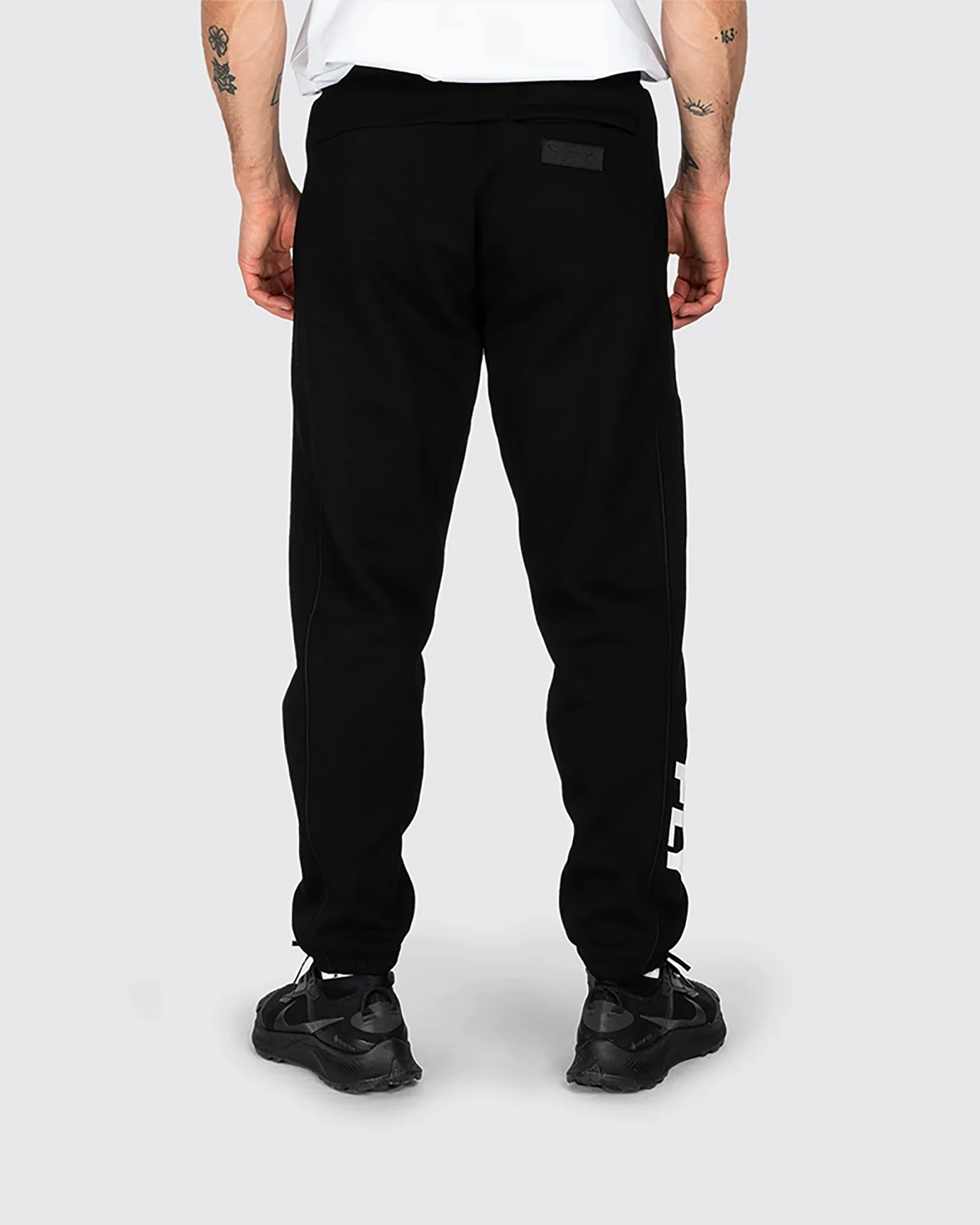 Undisputed Relaxed Fit Joggers Fly X London Shootfighters - Image 2