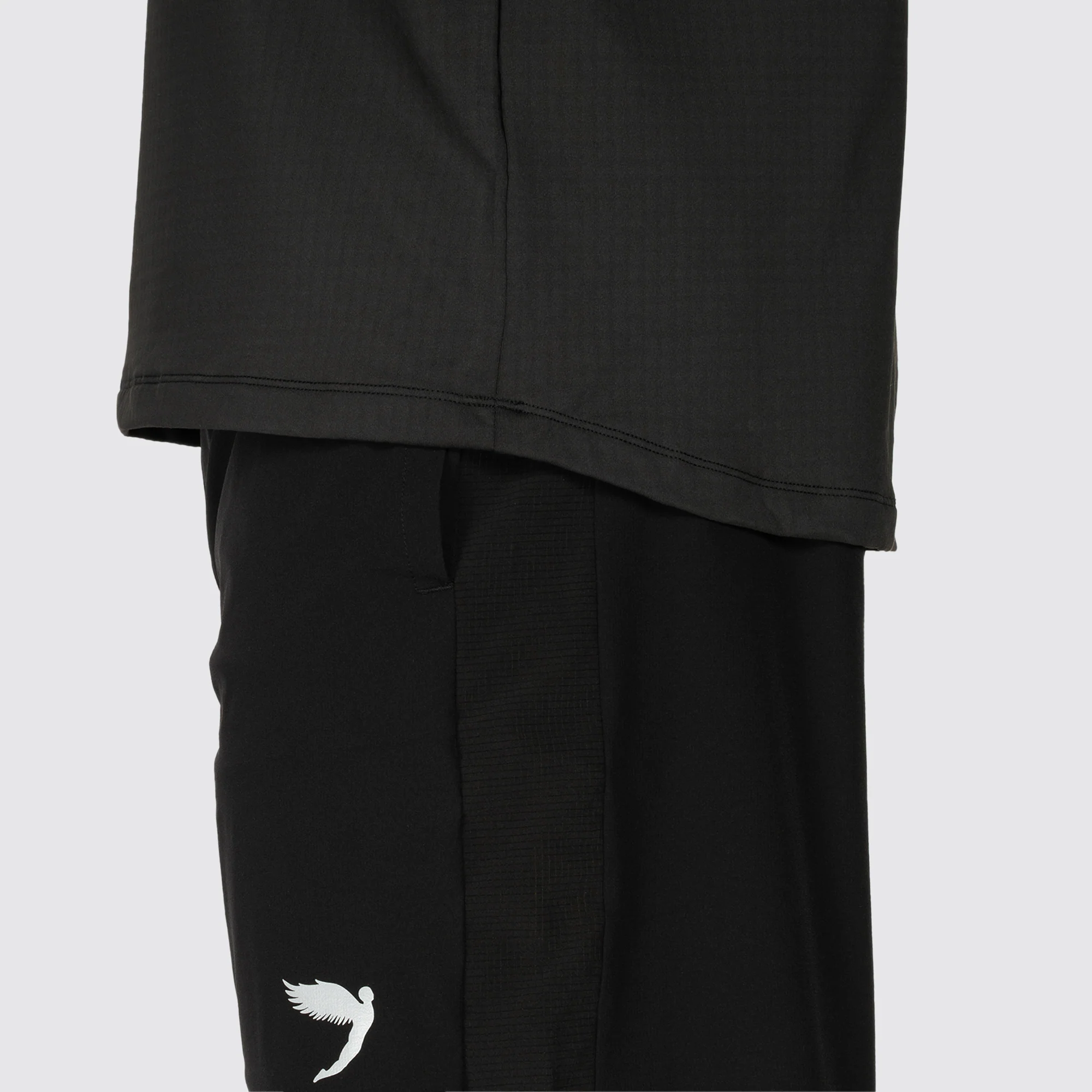 Tempo 1/4 Zip Light Weight Running Top - Image 9