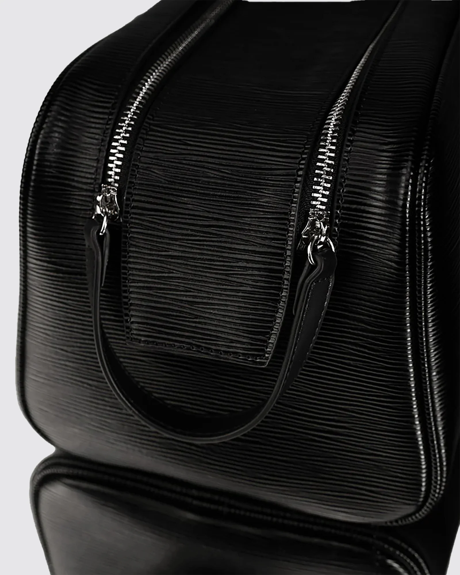 Fly Washbag - Image 2